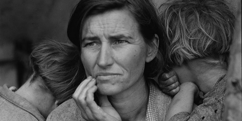 Снято Доротеей Ланж в 1936-м во время Великой депрессии в США
