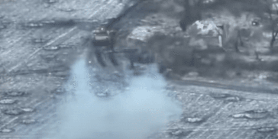 бмп m2 bradley выдержал удар