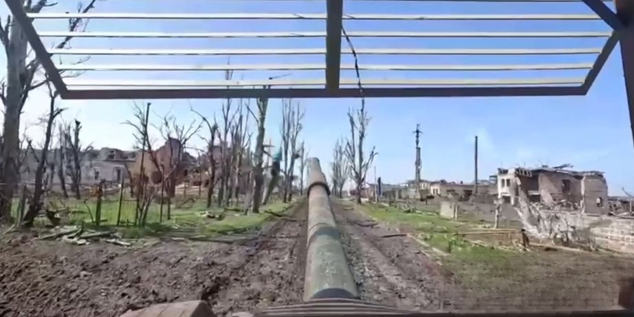 Дрон, танк, БПЛА