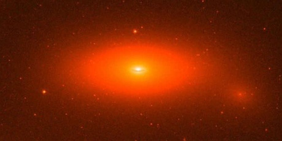 галактика NGC 1277