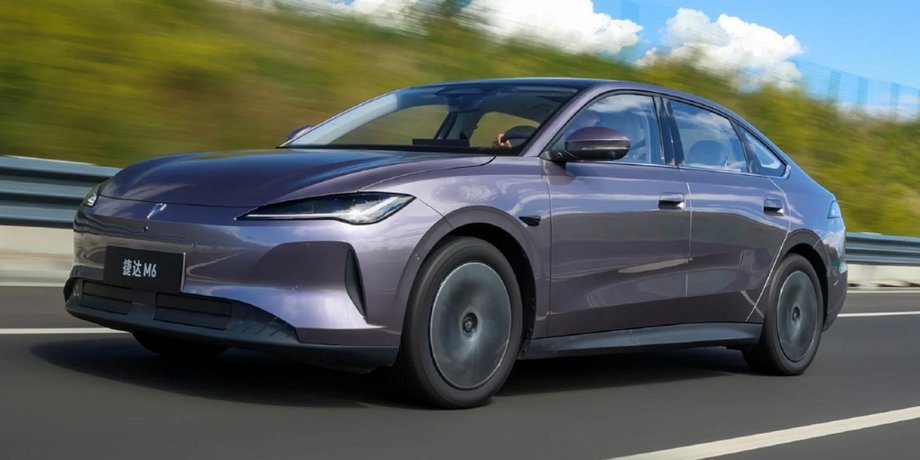 Jetta M6: яка вартість кожної з трьох комплектацій