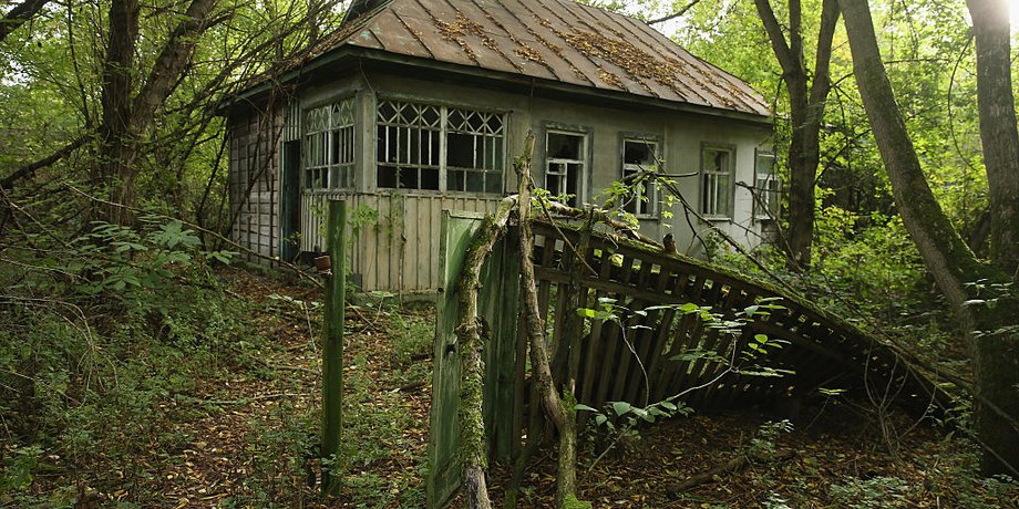 заброшенная хата заселение зона чзв