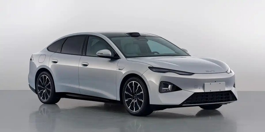 новый BYD Seal 07