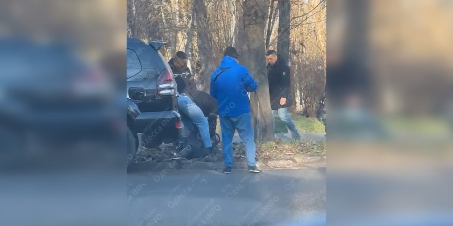 Задержание в Одессе, событие в Одессе, инцидент в Одессе, Одесса люди с оружием, Одесса полиция, Одесса видео