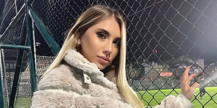 Еліф Караарслан з Туреччини потрапила в скандал, публікація відвертого відео, наклеп, підірвана репутація, викриття