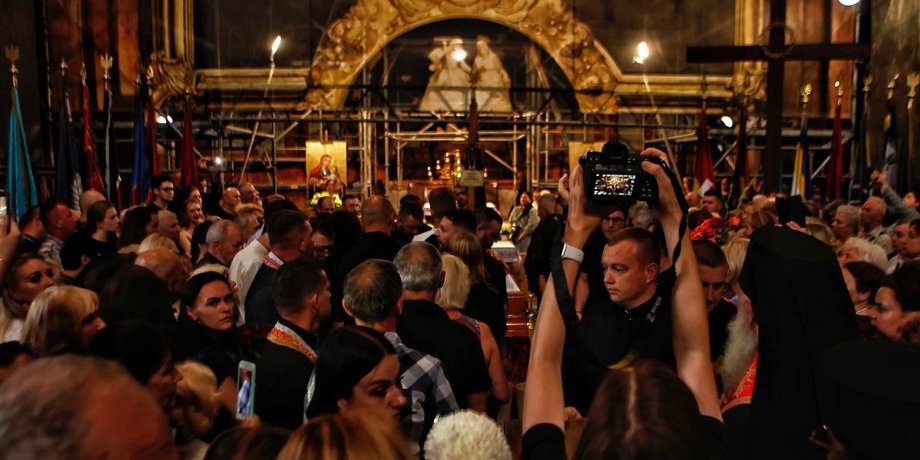 Храм во время прощания с Фараон