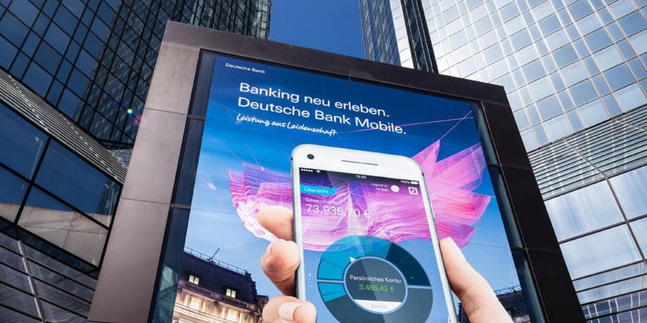 Deutsche Bank, санкції, залишає Росію