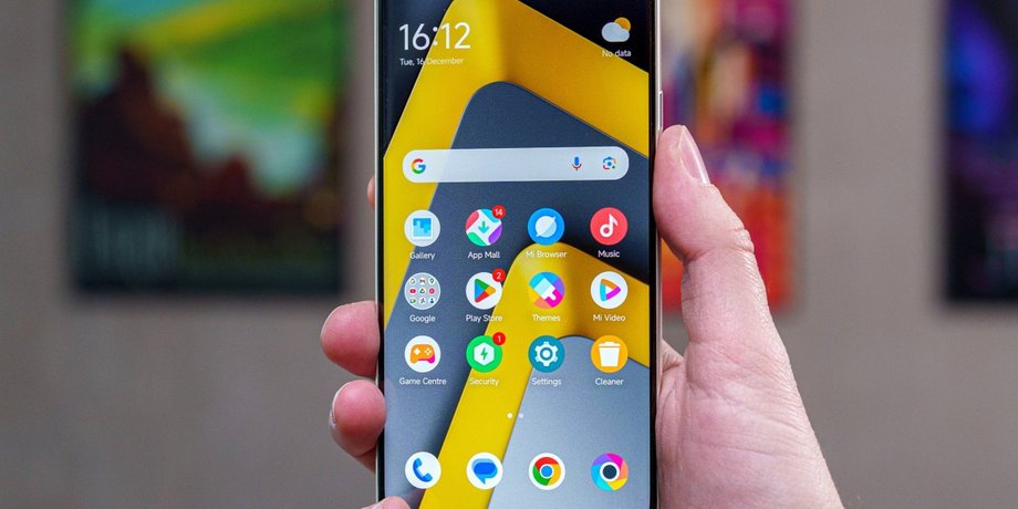 Poco M8 Pro дисплей огляд смартфона
