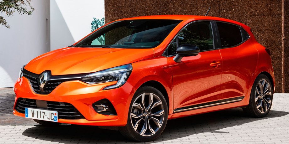 авторинок Європи, продажі авто в Європі, авто з Європи, Volkswagen Golf, Renault Clio