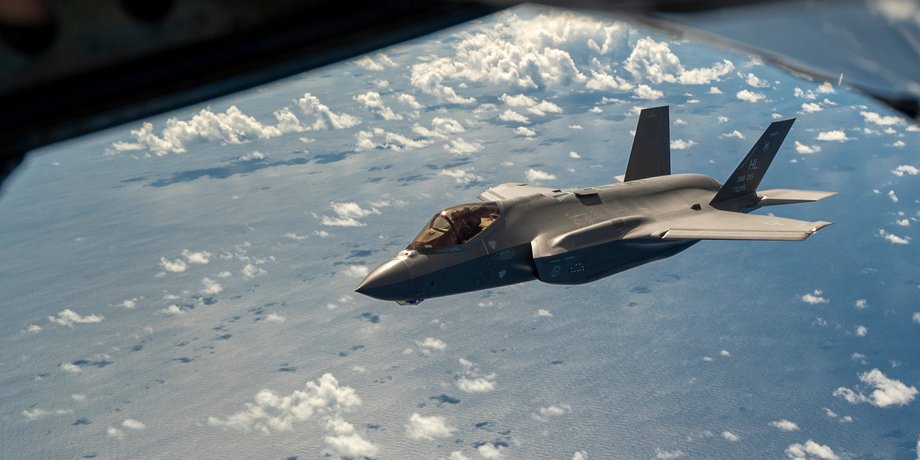 логистика F-35