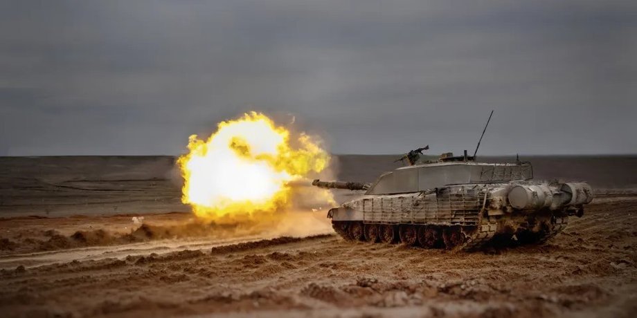 Танк Challenger 2