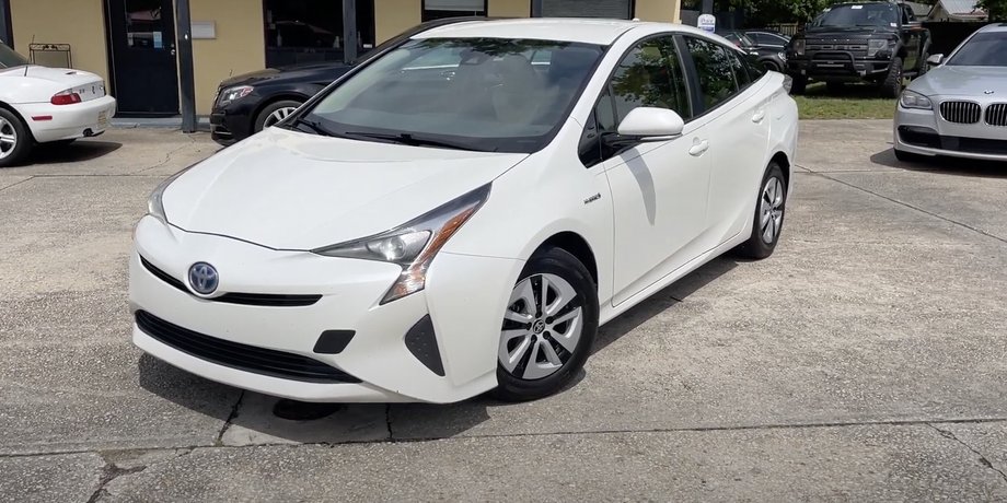 Toyota Prius, Toyota Prius 2017, купить Toyota Prius, гибрид Toyota Prius