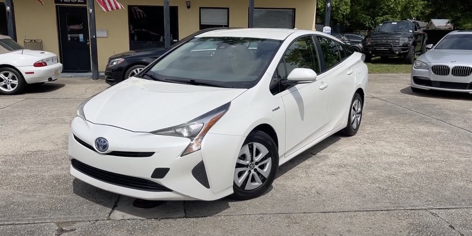 Toyota Prius, Toyota Prius 2017, купити Toyota Prius, гібрид Toyota Prius