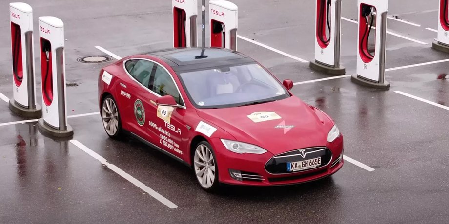 Tesla, Tesla Model S, Пробег, Авто, Автомобили, Электрокар, Электромобили, Рекордный пробег, Видео