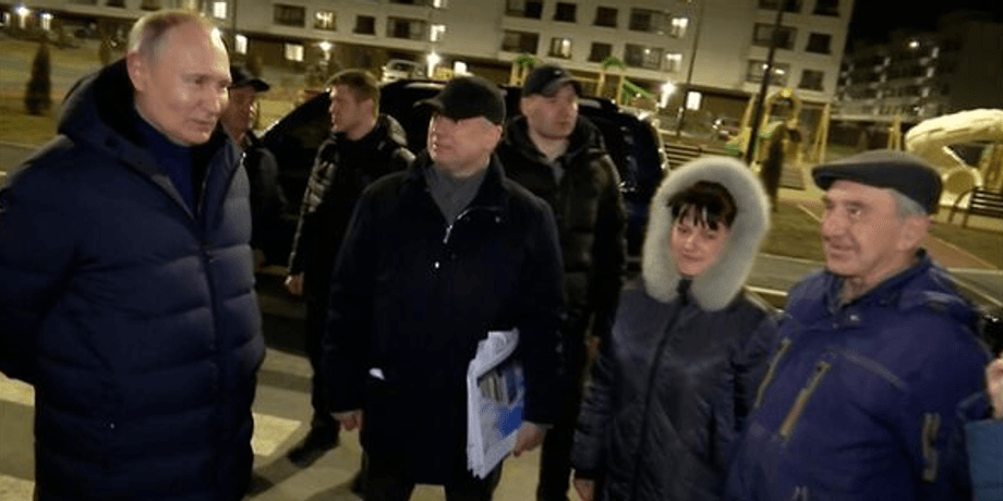 Владимир Путин в Мариуполе
