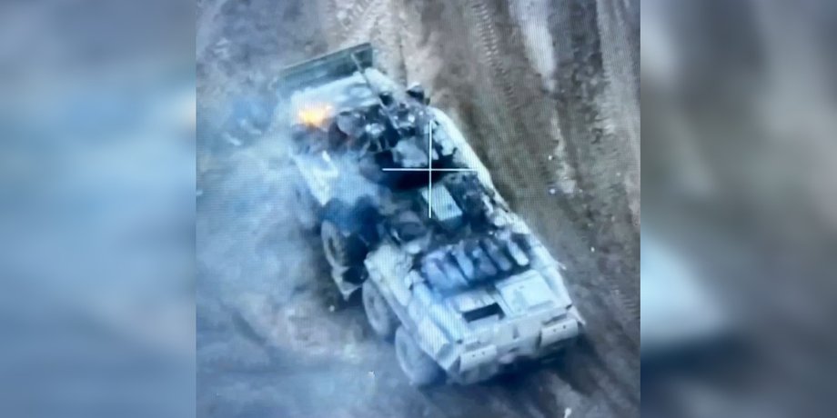 Бронемашина ВС РФ, ВС РФ Херсонская область, ВС РФ Крынки, бои под Крынками, ВСУ плацдарм, ВСУ левый берег