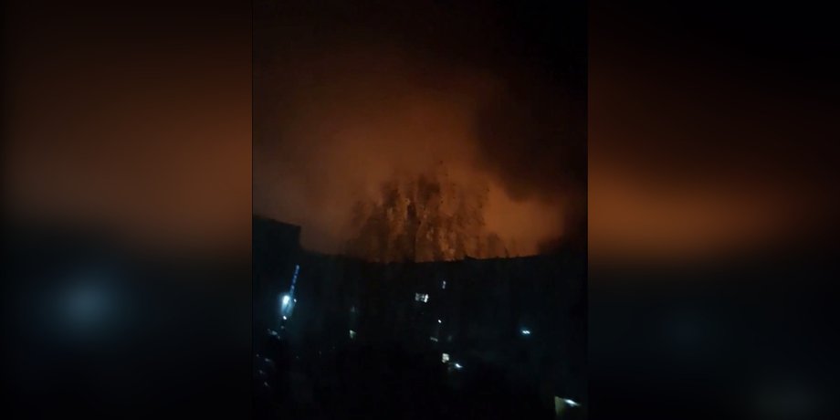 "Какой-то склад": в Брянську пролунала серія вибухів, почалася масштабна пожежа (відео)
