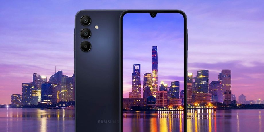 смартфоны Samsung Galaxy A15 LTE на фоне города