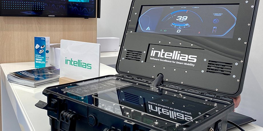 Intellias, Авто, Автомобілі, Інновації, Технології, Україна, Українці, Панель приладів
