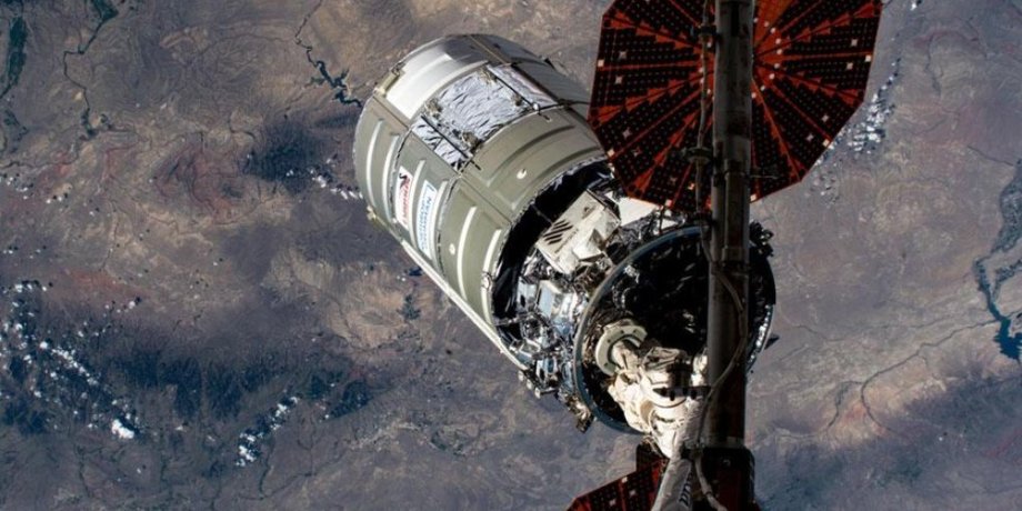 супутник NASA