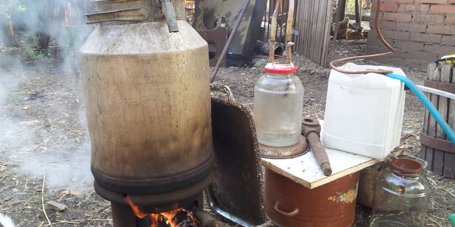 Самогонный аппарат / Фото: forum.homedistiller.ru