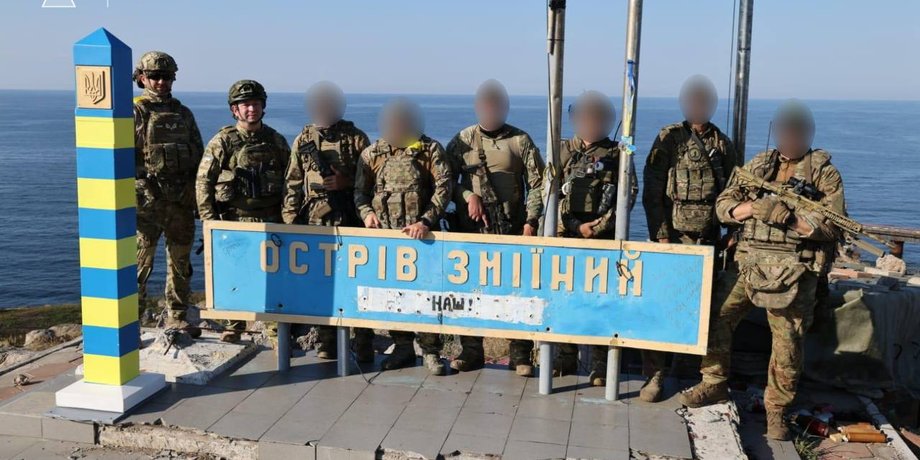 Остров Змеиный