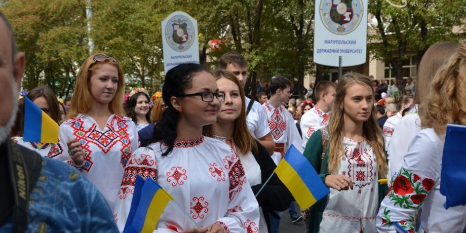Парад вышиванок в Мариуполе / Фото: 0629.com.ua