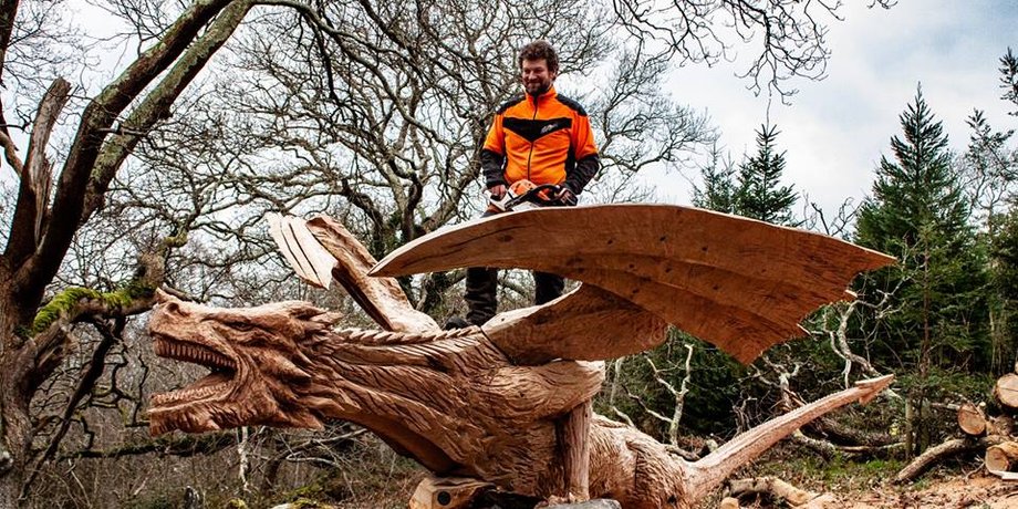 Фото: facebook.com/simonorourketreecarving