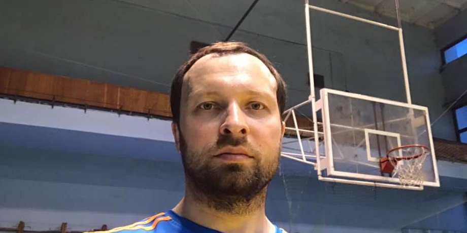 денис гутенко