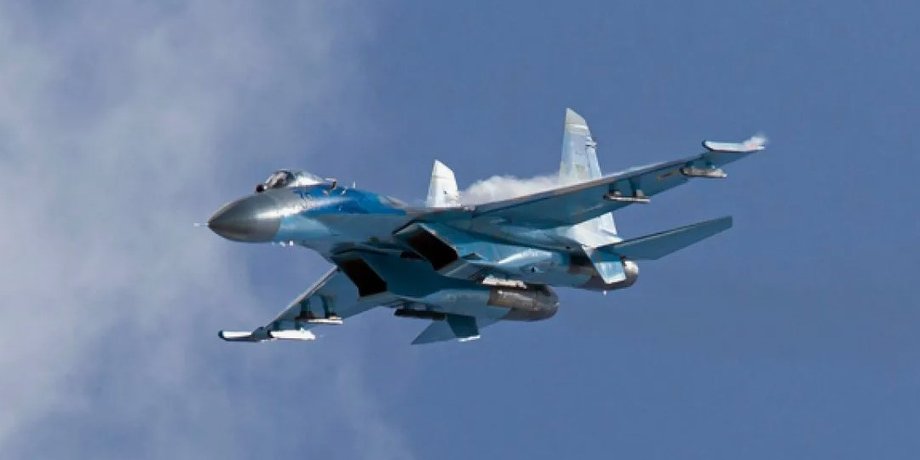истребитель Су-27