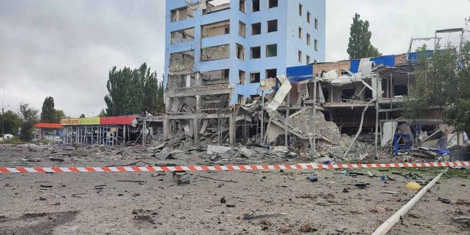 обстрел николаева, николаев, разрушенный дом николаев
