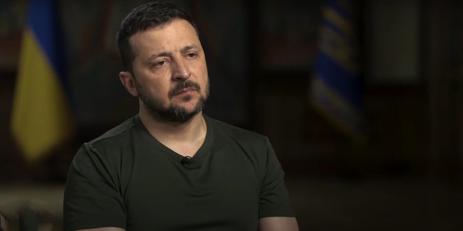 Президент Украины Владимир Зеленский, Зеленский помощь США, Зеленский оружие Украины, Зеленский сколько самолетов, Зеленский сколько пушек, Зеленский сколько пушек, Зеленский проигрыш