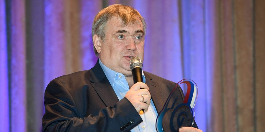 в росії помер відомий коментатор, помер юрій Розанов