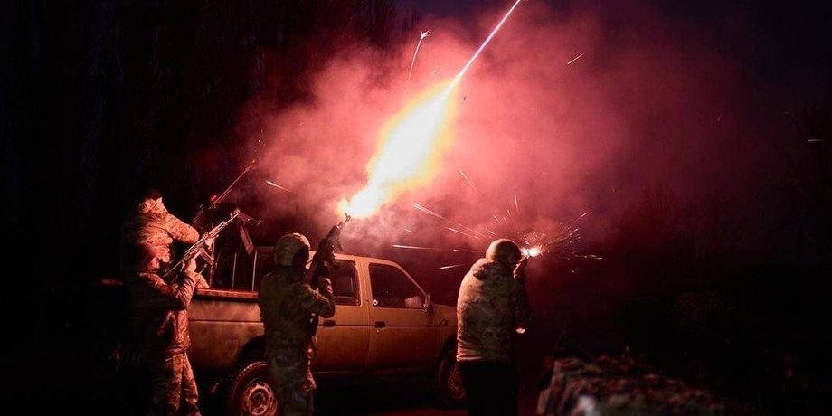 Українські солдати, російські дрони, фото