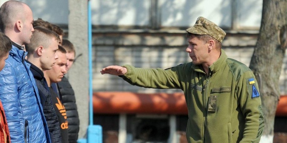 призовники, військкомати, призов до армії, призов україна