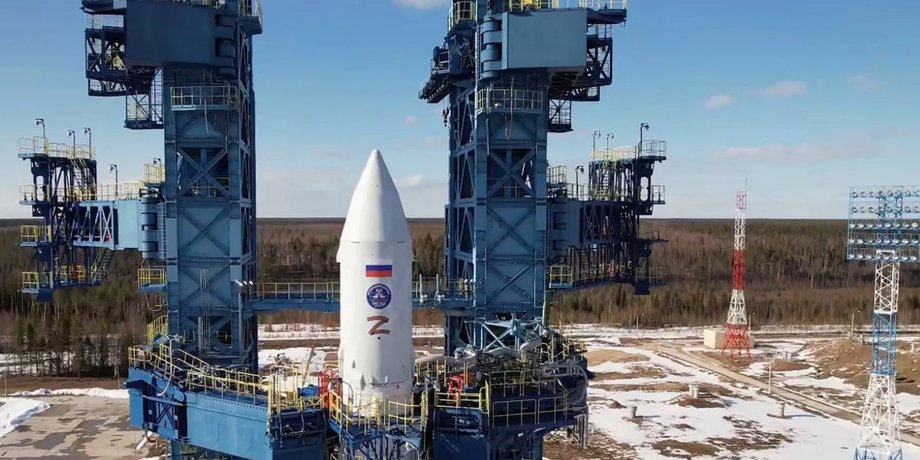Космос 2555, российский спутник, спутник РФ, Космос 2555 сгорел