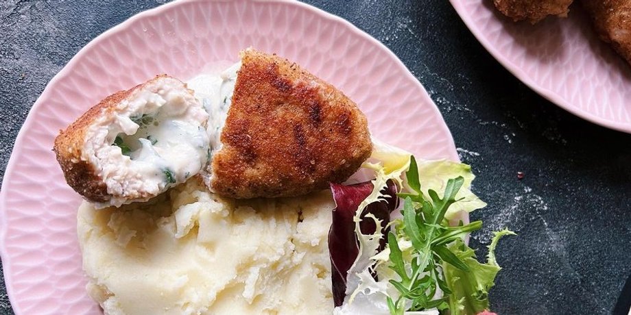 Куриные котлетки с сыром, куриные котлеты, котлеты из круиного фарша