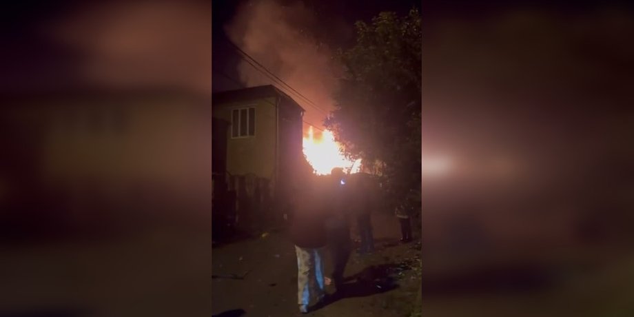 пожежа у житловому секторі в Святошинському районі Києва після атаки РФ 30 вересня