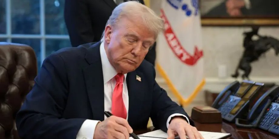дональд трамп Трамп оголосив про "найбільшу нафтову угоду в історії": про що йде мова (фото)