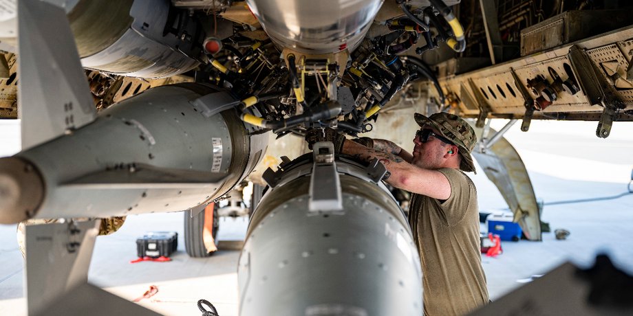 ядерний удар по Китаю, бомби, B-52H Stratofortress