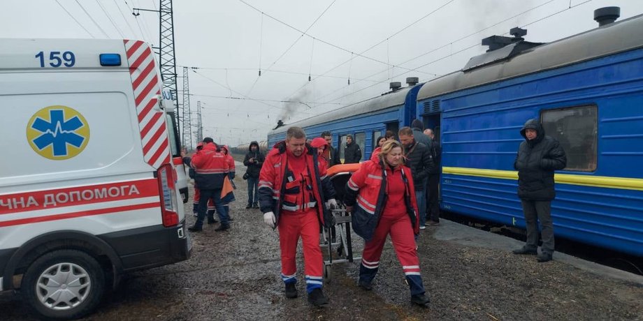 укрзализница, укрзализныця, обстрел, ракетный обстрел, война в украине