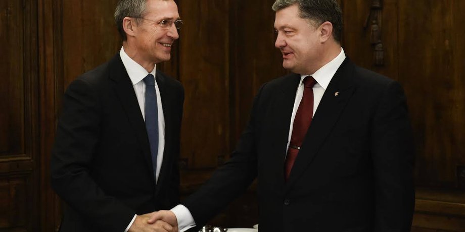 Порошенко и Столтенберг / Фото пресс-службы президента Украины