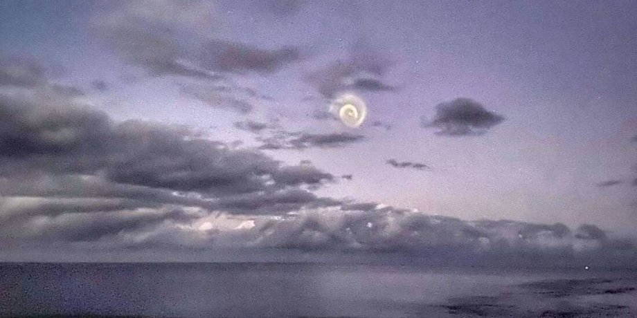 спираль, небо, Тихий океан, фото