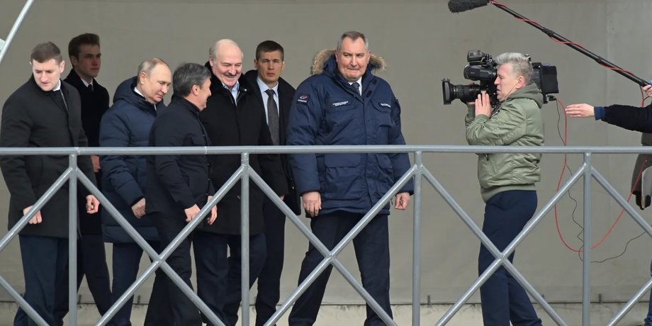 Путін, Лукашенко, Рогозін