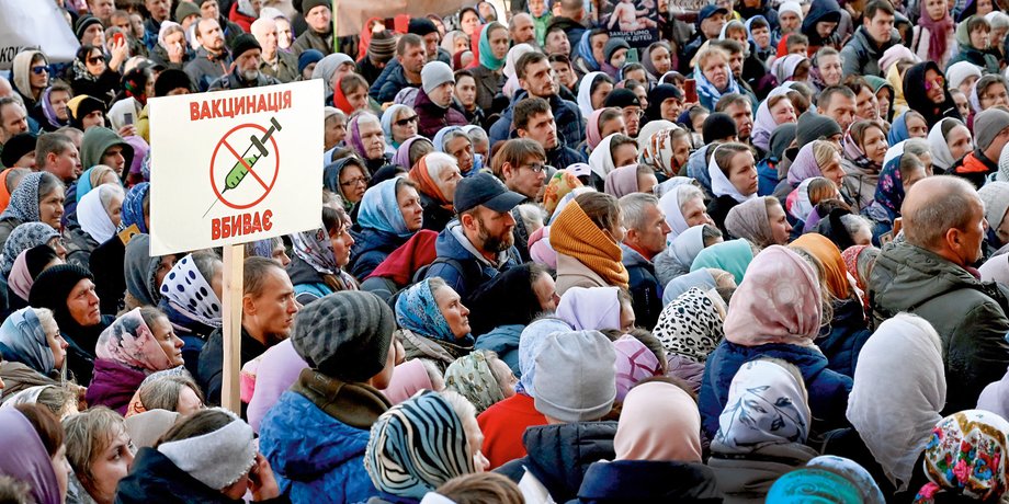 антиваксеры, митинг против прививок, противники вакцинации, антипрививочники