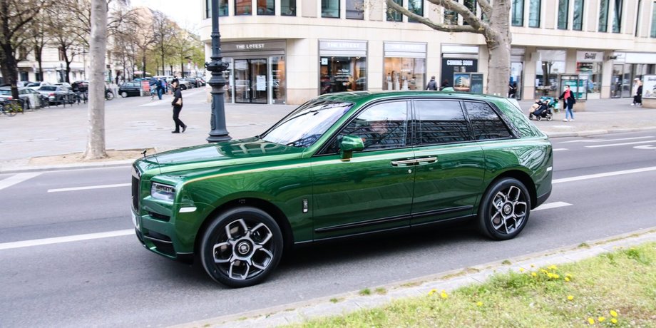 Rolls-Royce Cullinan, Вацак Rolls-Royce, народный депутат Вацак, Вацак ВРУ, Вацак автопарк, Вацак нардеп, Вацак "Доверие"