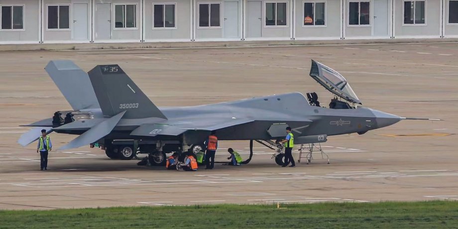 Истребитель J-35A, китайские военные самолеты, самолеты китая