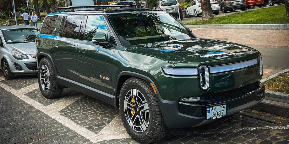 Rivian R1S, новий Rivian R1S, Rivian R1S 2023, електромобіль Rivian