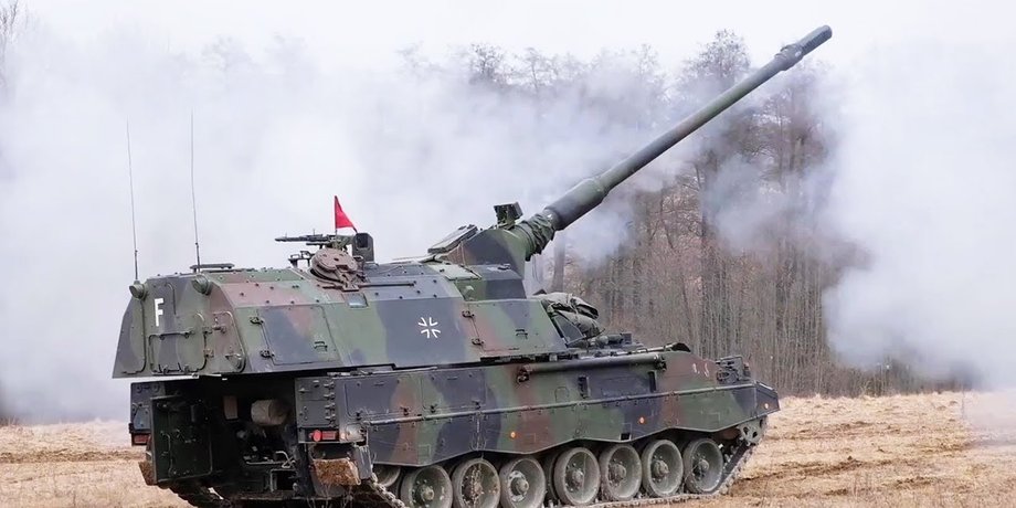 САУ PzH 2000 гаубицы Германия военная помощь вооружение износ установки