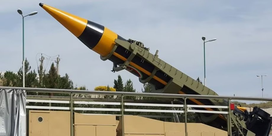 Иранская баллистическая ракета Khorramshahr
